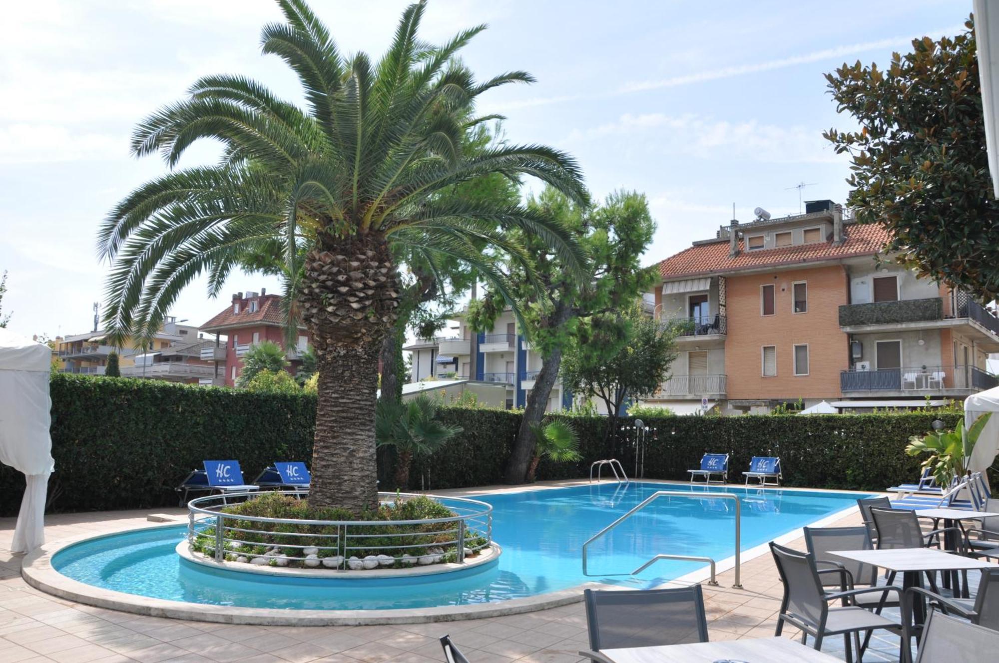 Hotel Haus Charlotte San Benedetto del Tronto Exteriör bild